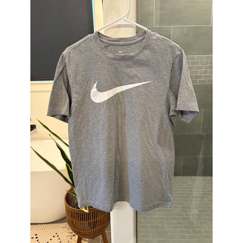 Nike Men’s Tee